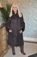 That Touch Of Mink Shearling Sheepskin In Brown - Size 14