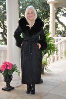 Elegant Lady Cashmere And Fox Coat