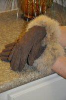 Brown Suede Gloves With Cream Coyote Trim And Knit Lining