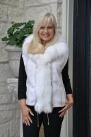 Sugar Cookie Brown Cross Sheared Mink Fur Vest With Fox Fur Trim 24"