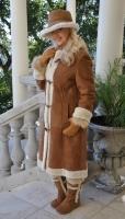 Ladies Whiskey Suede Shearling Gloves With Fox Trim