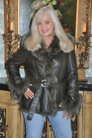 Lady's Night Out Rex Nappa With Raccoon - Size 8