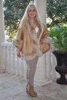 Champagne Cashmere Cape with Snow Top Fox