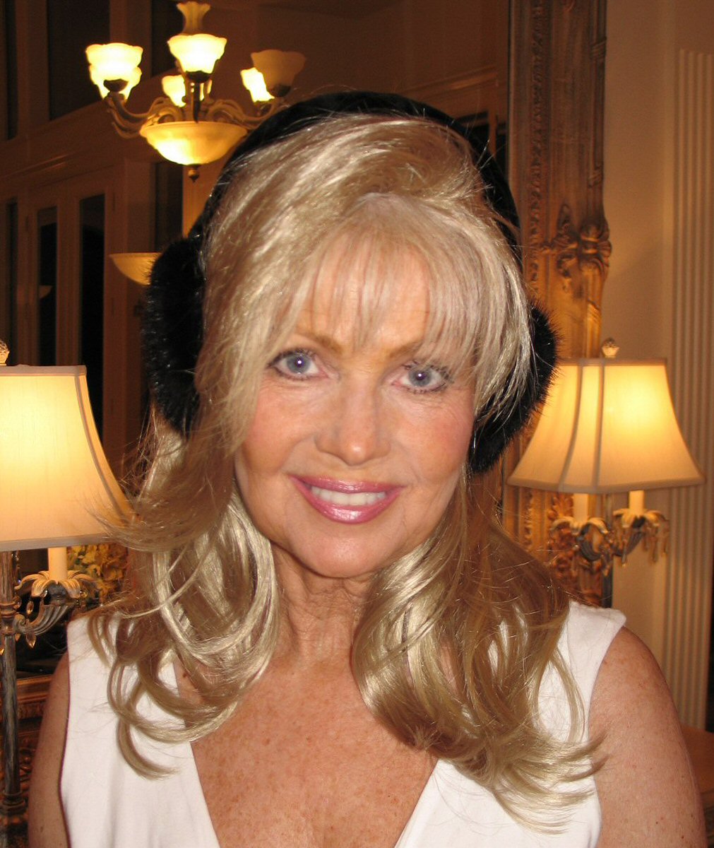 Women's Hats, Handbags, Headbands, Boots, Gloves, Earmuffs, Leg Warmers, Cuffs And Barrel Muffs