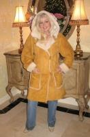 Golden Star Spanish Merino Shearling Sheepskin With Detachable Hood - Size 10