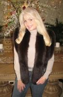 Shyra Mahogany Female Mink Fur Vest With Fox Trim
