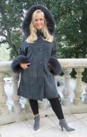 Heather Hooded Spanish Merino Shearling Sheepskin Coat With Fox Trim - Size 2