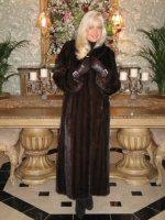 Stately Beauty Natural Mahogany Fully Let Out Female Mink Coat